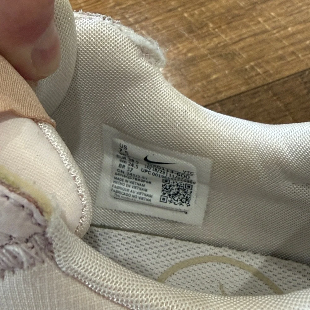 Nike Air Max Women's Sneakers - Light Pink and Beige